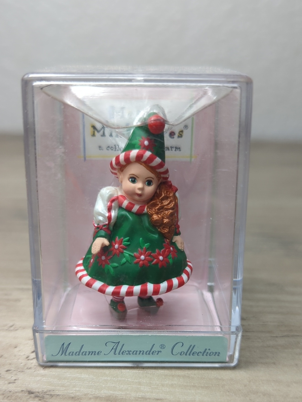 Vtg 2000 Hallmark Merry Miniatures Madame Alexander Santa's Little Helper Elf